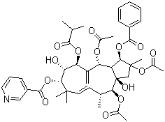 2,5,14-三乙酰氧基-3-苯甲酰基氧基-8,15-二羟基-7-异丁酰氧基-9-烟酰氧基氧基-6(17),11E-麻风树属二烯结构式_210108-87-5结构式