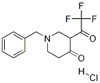 1-苄基-3-(2,2,2-三氟乙酰基)哌啶-4-酮盐酸盐结构式_1198285-40-3结构式